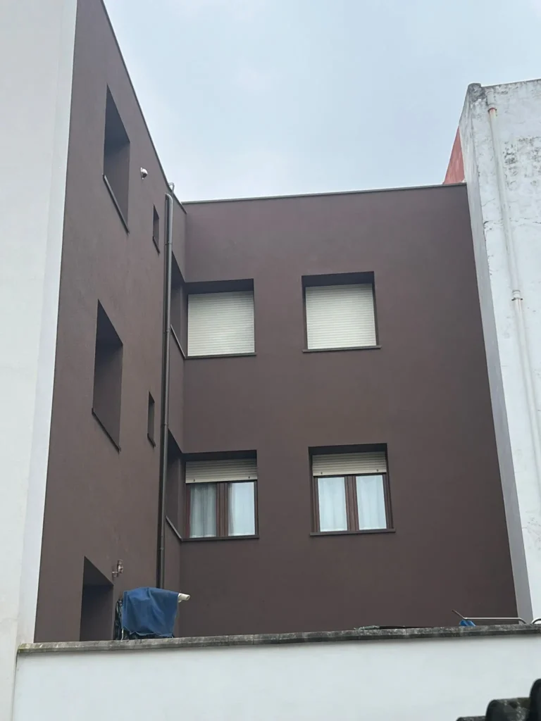 Rehabilitación Fachada Akilino