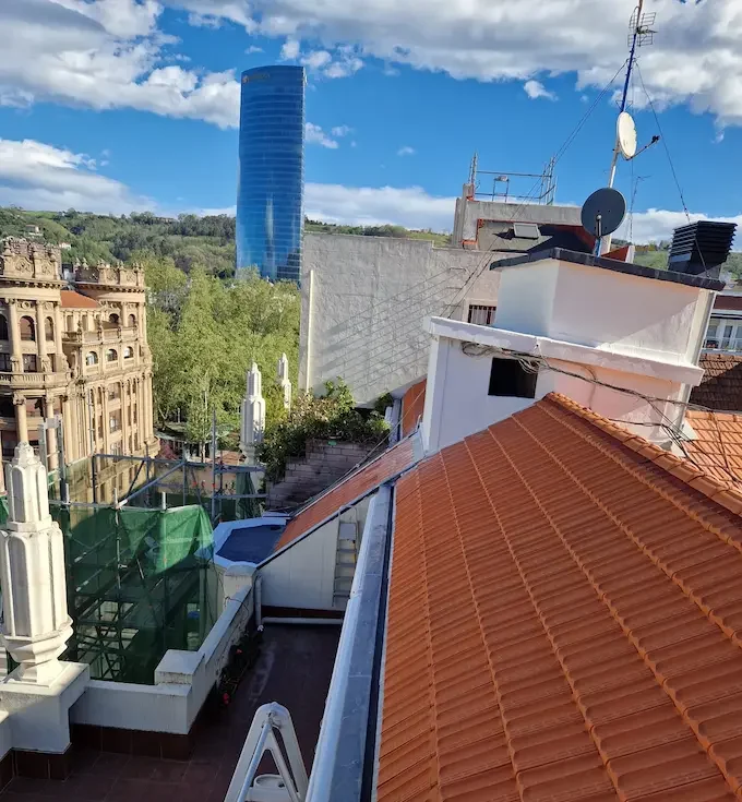 Reforma de tejado en Gregorio de la Revilla 1, Bilbao