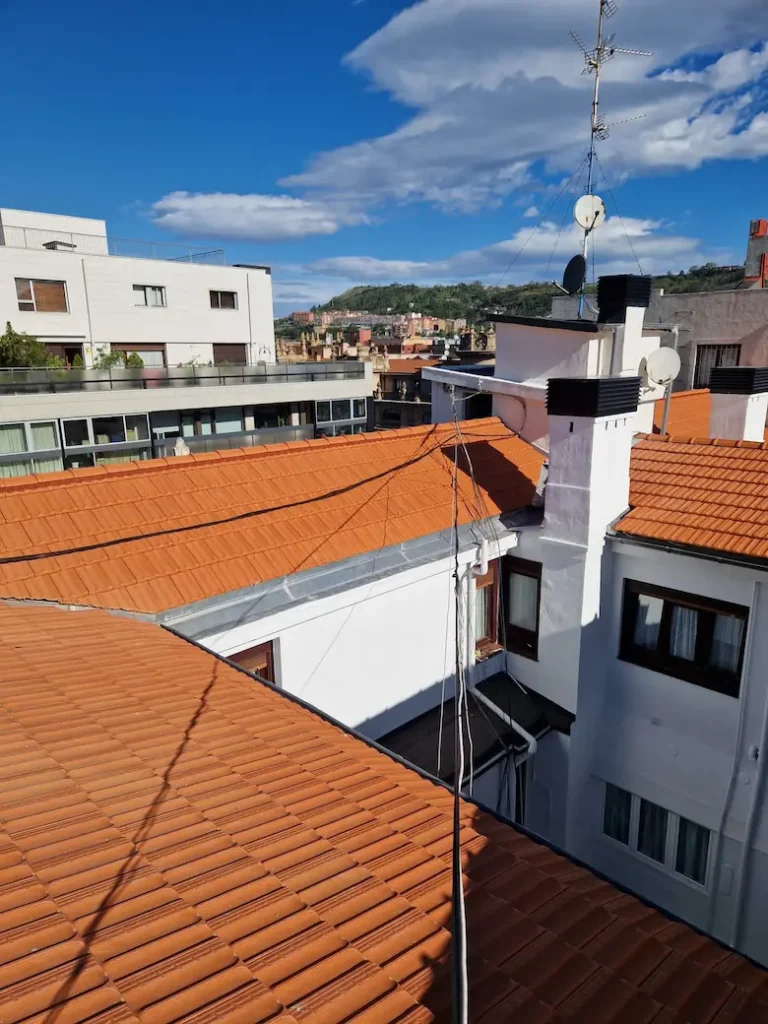 Reforma de tejado en Gregorio de la Revilla 1, Bilbao