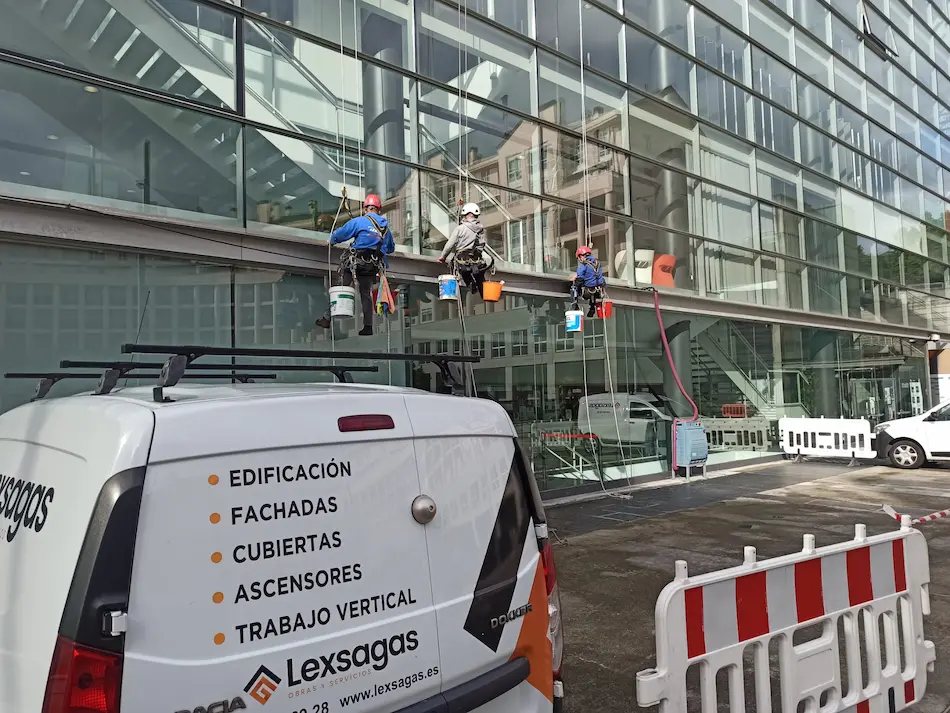 Trabajos verticales en Bizkaia