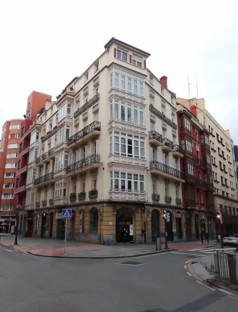 Rehabilitación de fachada en Alameda San Mamés