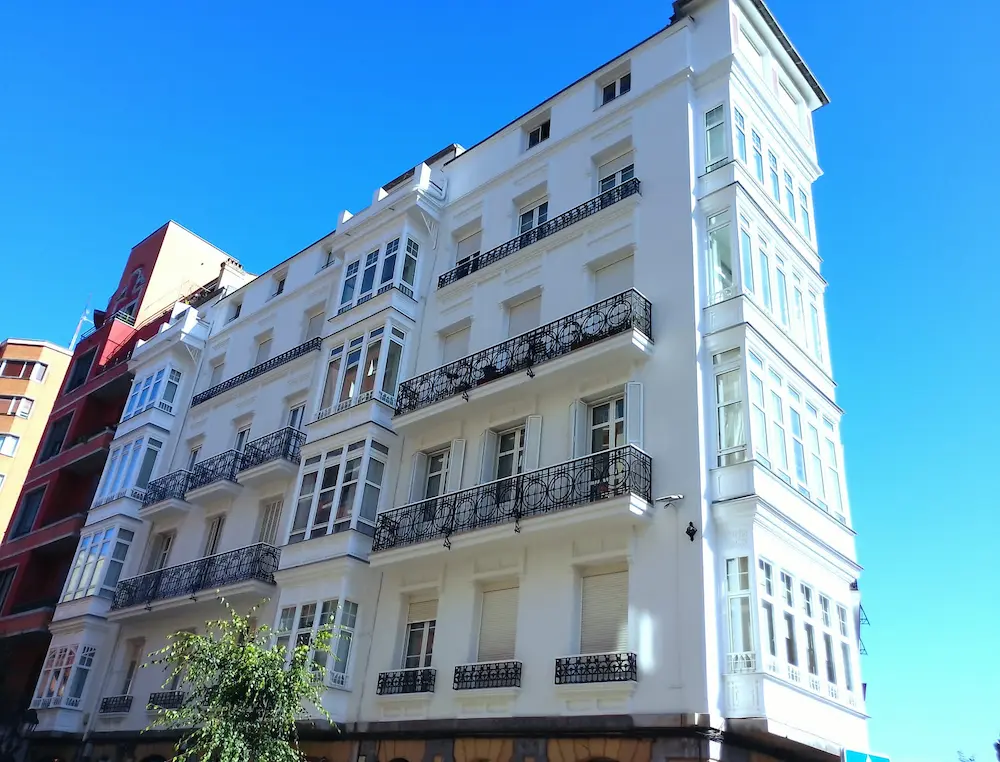 Rehabilitación de fachada en Alameda San Mamés